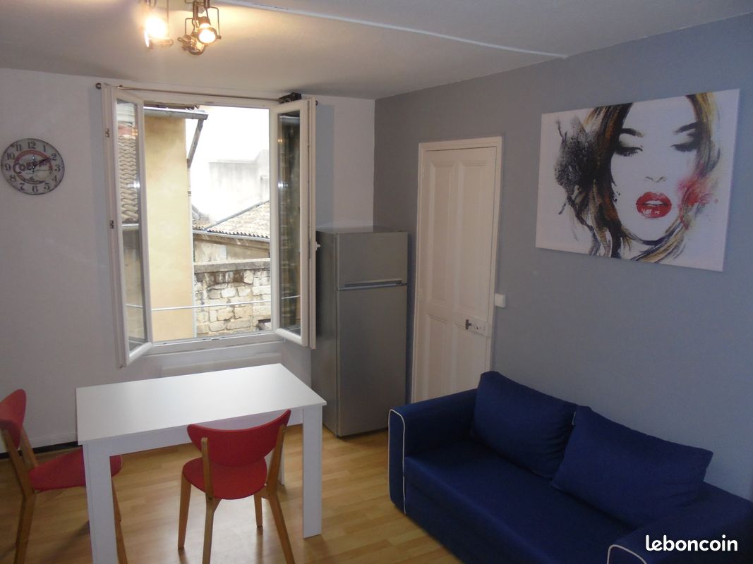 Nid d'Amour intra-muros T2 étudiant(e) prox place Carnot